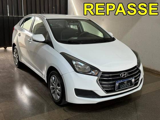 HYUNDAI HB20S 1.0 COMFORT PLUS 12V FLEX 4P MANUAL